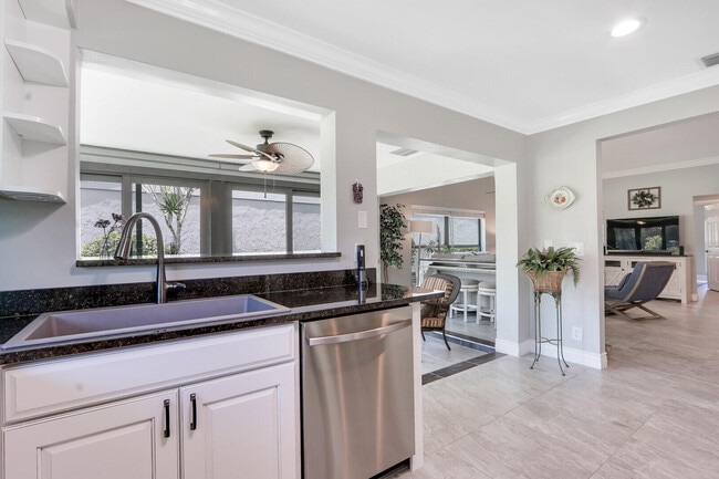 Building Photo - 2609 SW Egret Pond Cir