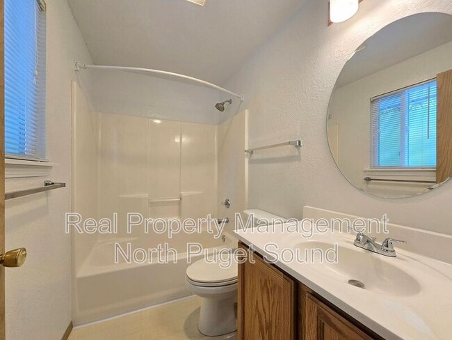 Building Photo - 1805 131st Dr NE