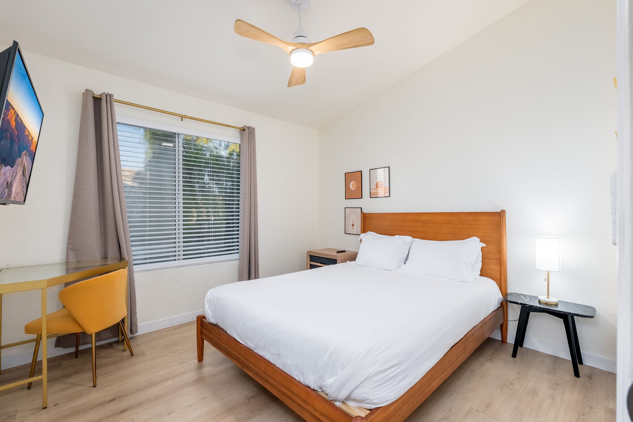 Building Photo - 3514 N Diego