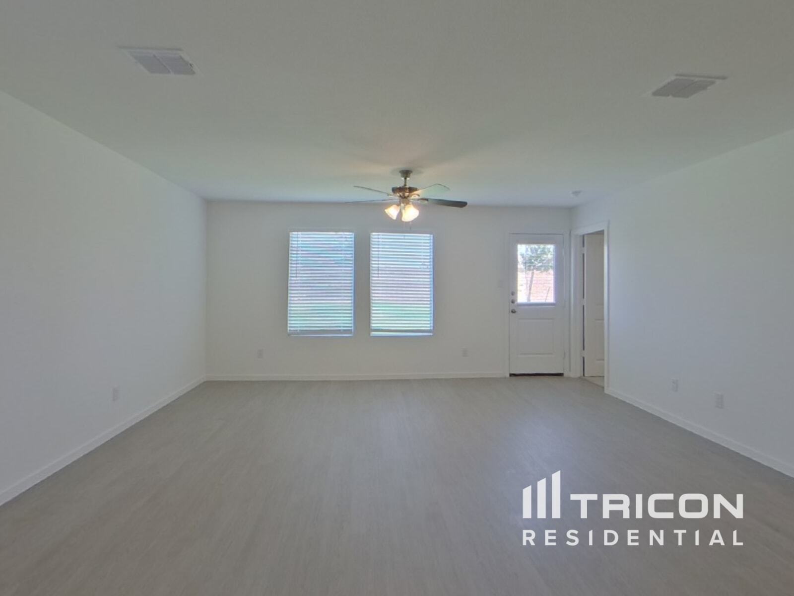 Building Photo - 1728 Poptic Ln