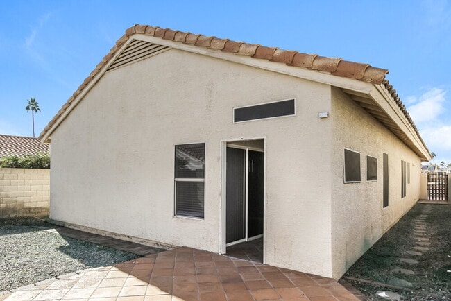 Building Photo - 19415 N 77th Ave