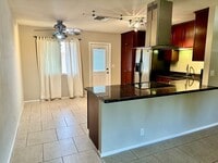 Building Photo - Discover this Charming 2-Bedroom - Tempe -...