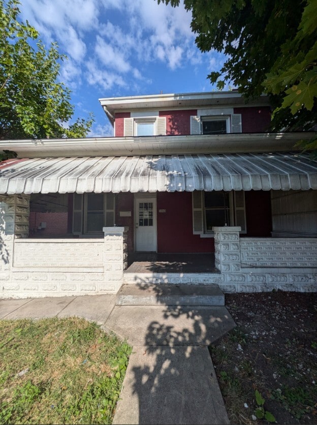 Primary Photo - 104 Fulton Pl