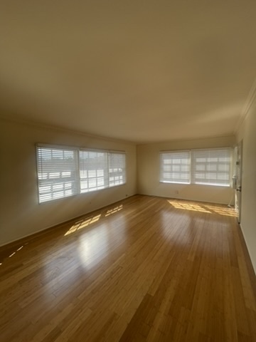 Bamboo Hardwood Floors - 7920 Norton Ave