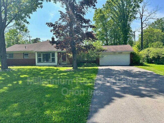 Primary Photo - 24955 Westmoreland Dr