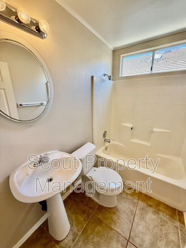 Building Photo - 29753 Via Las Chacras