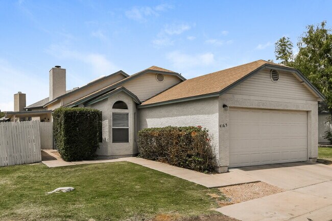 Building Photo - 4165 E Wayland Rd