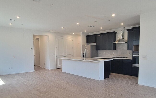 Building Photo - Brand new home in Vistancia/ $500 off move in by 11-1-2025 ***