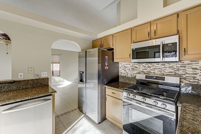 Building Photo - 3 bedroom single story in Henderson!