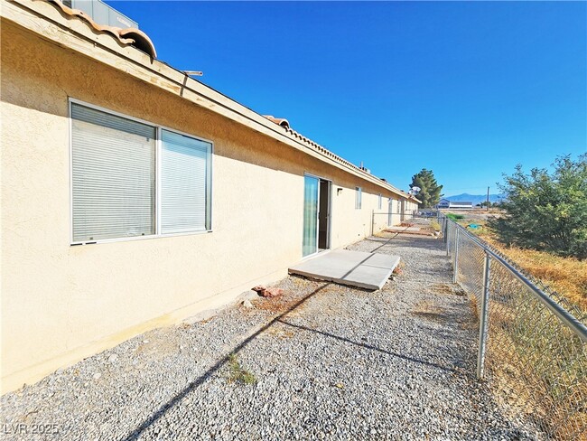 Building Photo - 1081 Marne Ct