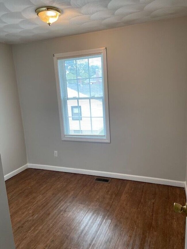Building Photo - 50 Addeo St