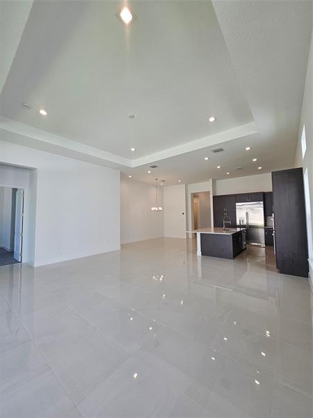 Building Photo - 9421 Tulip Leaf Ct