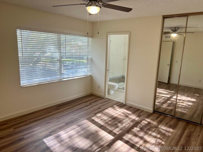 Building Photo - 3119 Kingston Ct