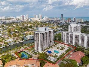 Building Photo - 3598 Yacht Club Dr