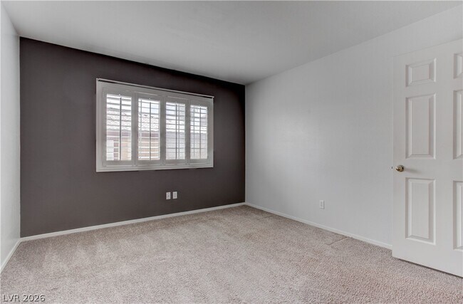 Building Photo - 690 Ambling Gait Ave