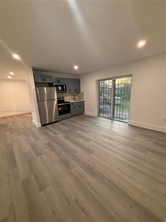 Building Photo - 2575 NW 112th St