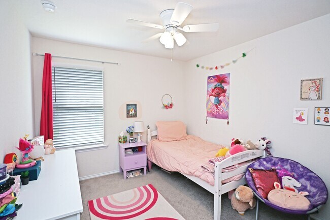 Building Photo - 138 Buttercup Bnd