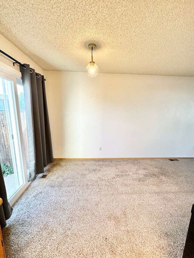 Building Photo - 1329 Soaring Eagle Dr