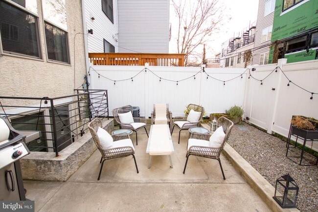 Building Photo - 738 N 19th St