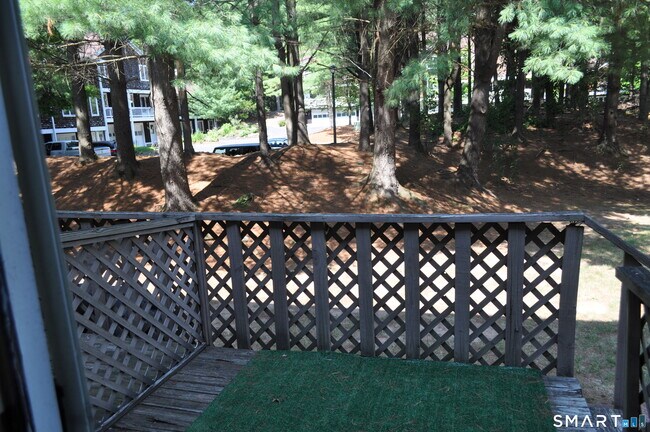 Building Photo - 110 Songbird Ln