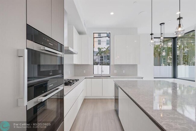 Building Photo - 204 Osceola Park Ln
