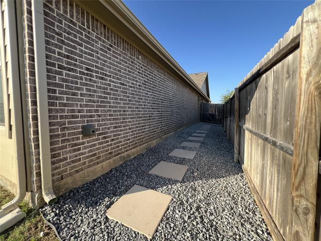 Building Photo - 5728 Brahma Trail