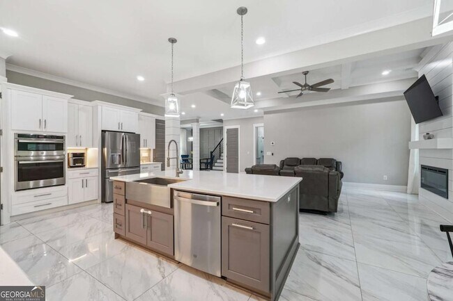 Building Photo - 1480 Chandler Rd