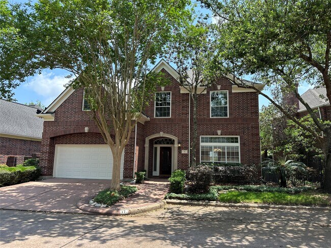 Building Photo - 17 Ambleside Crescent Dr