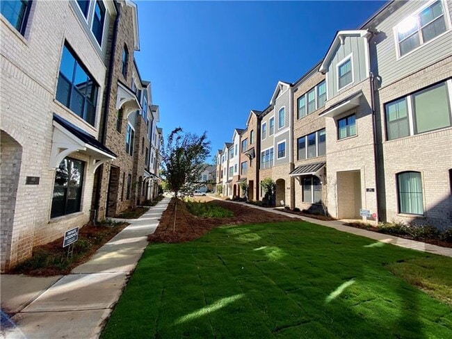 Building Photo - 435 Ashbury Dr