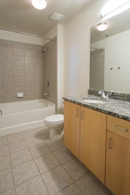 Building Photo - 415 Church St