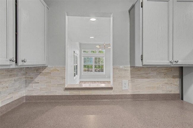 Building Photo - 11462 Commercial St