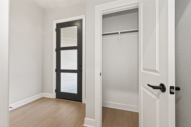 Building Photo - 11219 Peacock Flower St