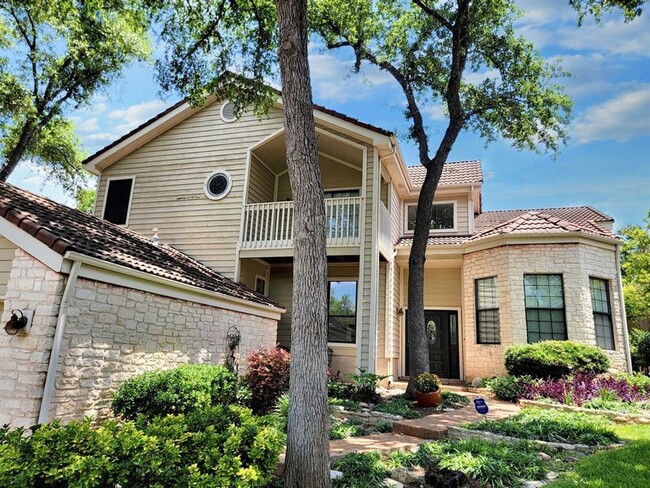 Building Photo - Beautiful and Spacious 4 BR / 3 BA Home fo...