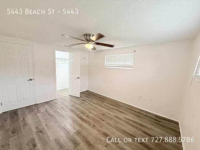 Building Photo - 5443 Beach St