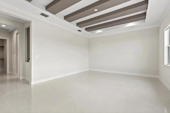 Building Photo - 14976 Woodlot Ct