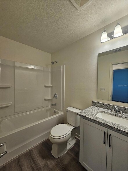 Building Photo - 9377 Westside Hls Dr