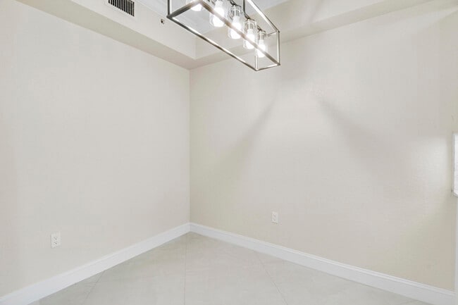 Building Photo - 11010 Legacy Dr