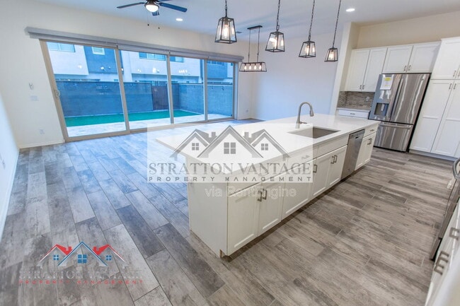 Building Photo - 1953 W Kinfield Trail