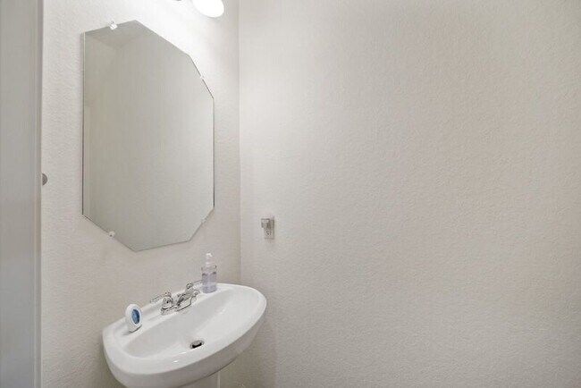 Building Photo - 12648 Corona Borealis