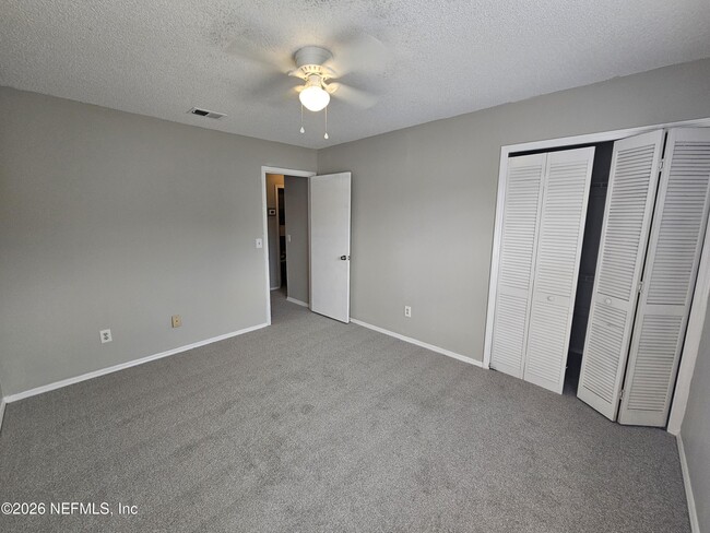 Building Photo - 2200 Marsh Point Rd