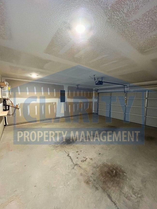 Building Photo - 3336 Harmony Ct NE