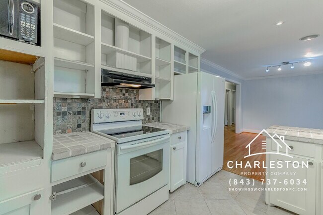 Building Photo - 1452 Birthright St