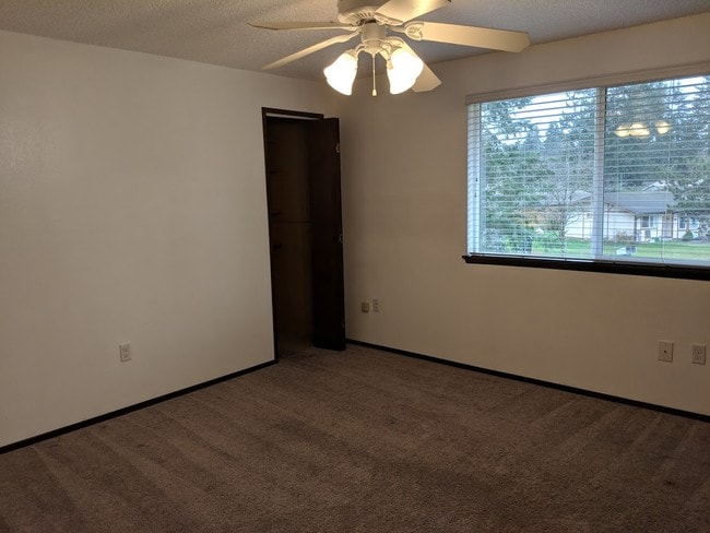 Building Photo - 1505 149th St S