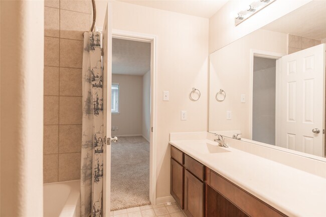 Building Photo - 14623 Roaring Fork Ln