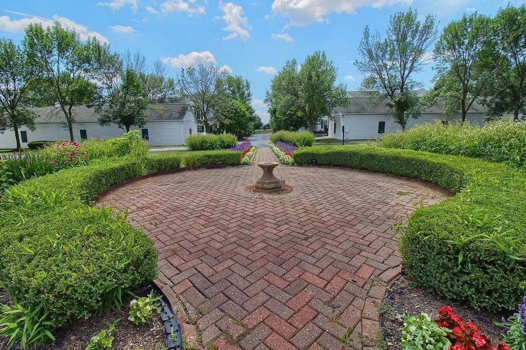 Garden - 7016 Old Bridge Ln E