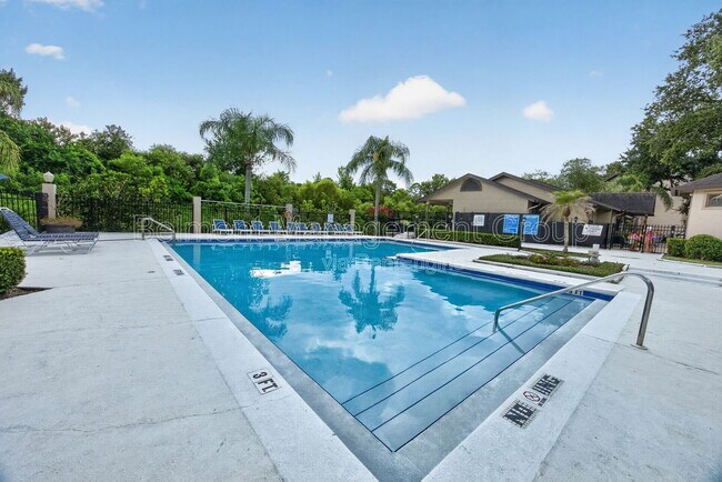 Building Photo - 642 Dory Ln