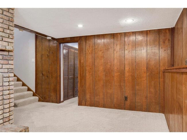 Building Photo - 8666 Windward Cir