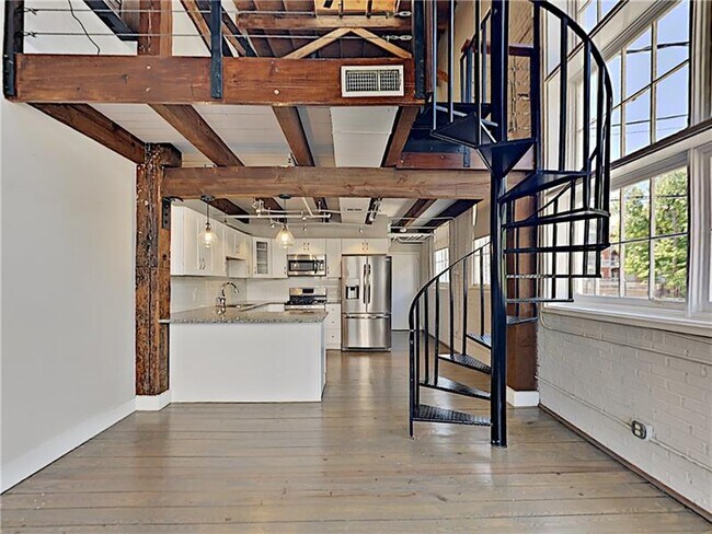 Building Photo - 63 Mangum St SW