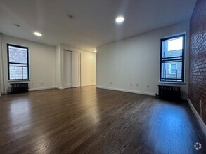 Building Photo - 3 bedroom in NEW YORK NY 10033