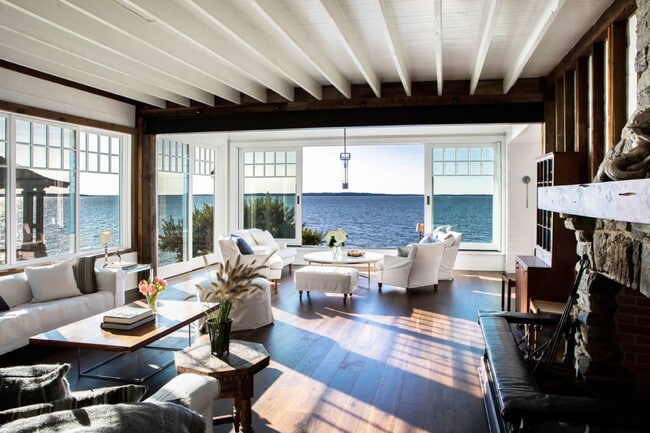 Building Photo - 21 Rawson Rd